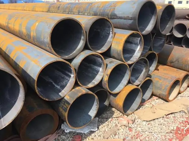 赤峰厚壁大口径无缝钢管