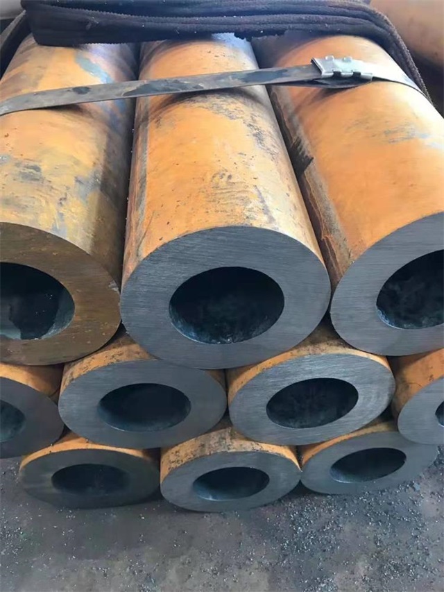 赤峰20号厚壁无缝钢管