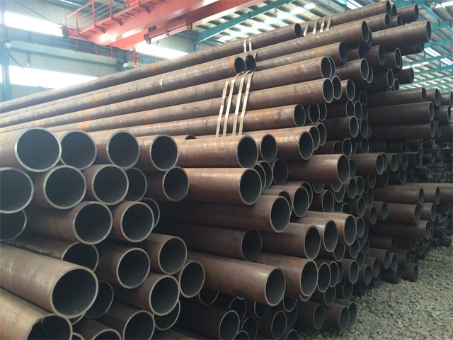赤峰化肥设备用高压无缝钢管