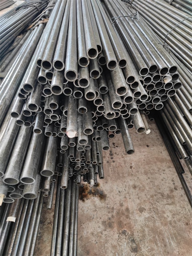 赤峰精密光亮无缝钢管厂