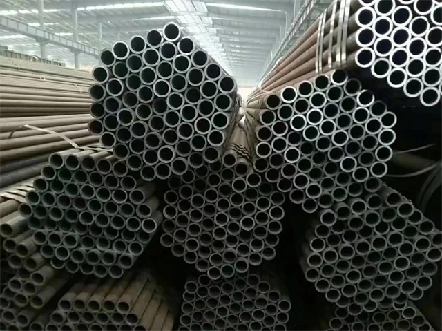 赤峰20#石油裂化用无缝钢管